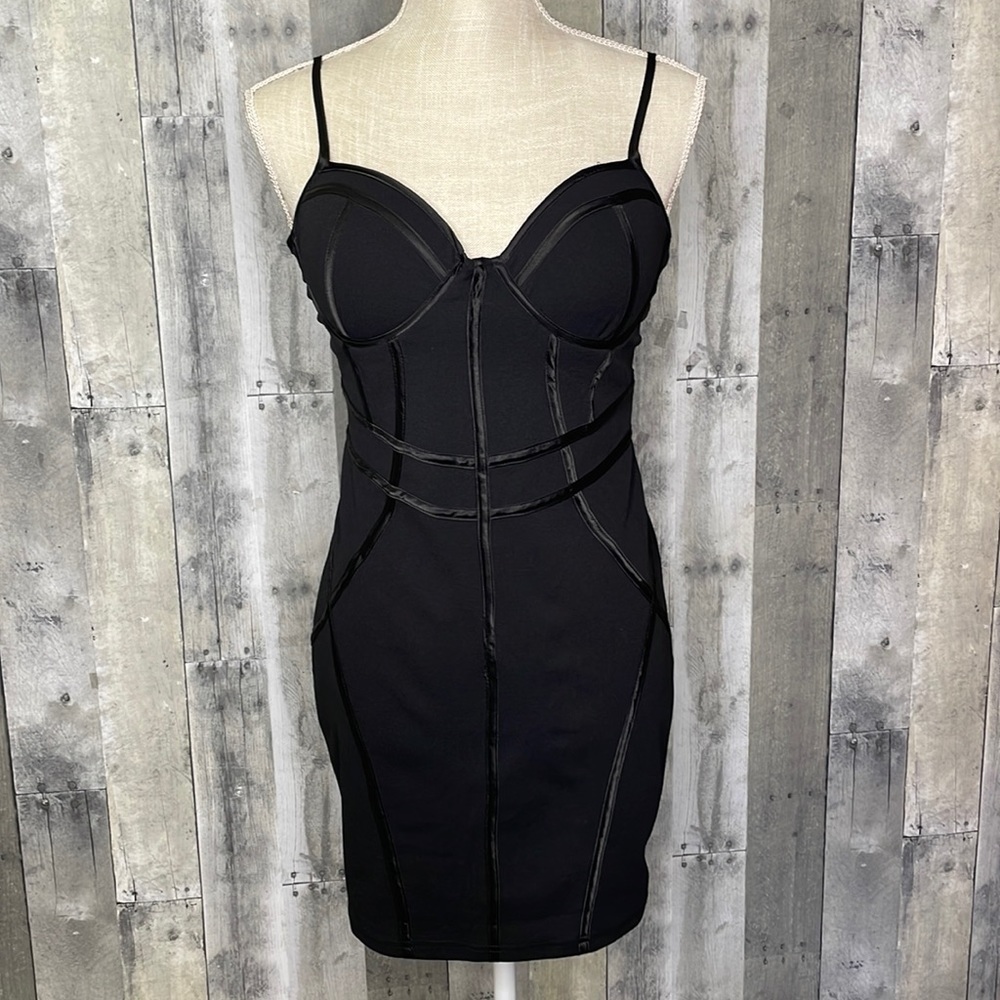 Blashe Black Bodycon Mini Dress With Adjustable Straps. Back Zipper. Padded Cups
